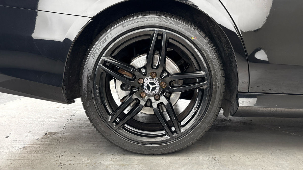 Mercedes-Benz E Class Image 10