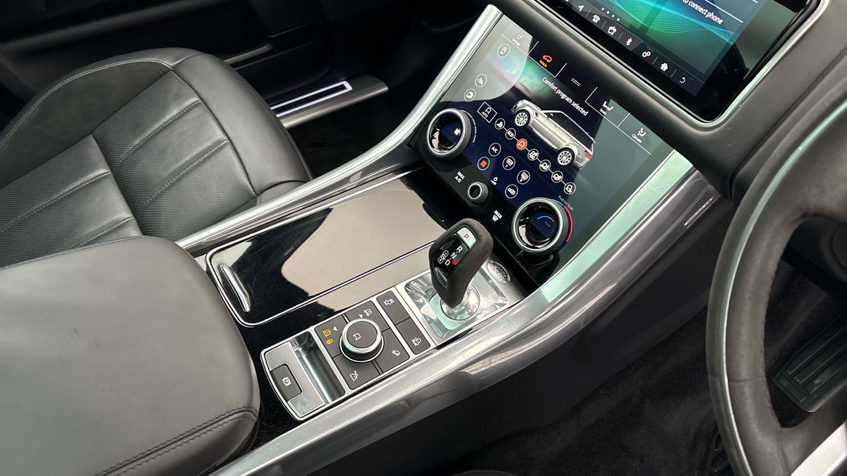 Land Rover Range Rover Sport Image 18