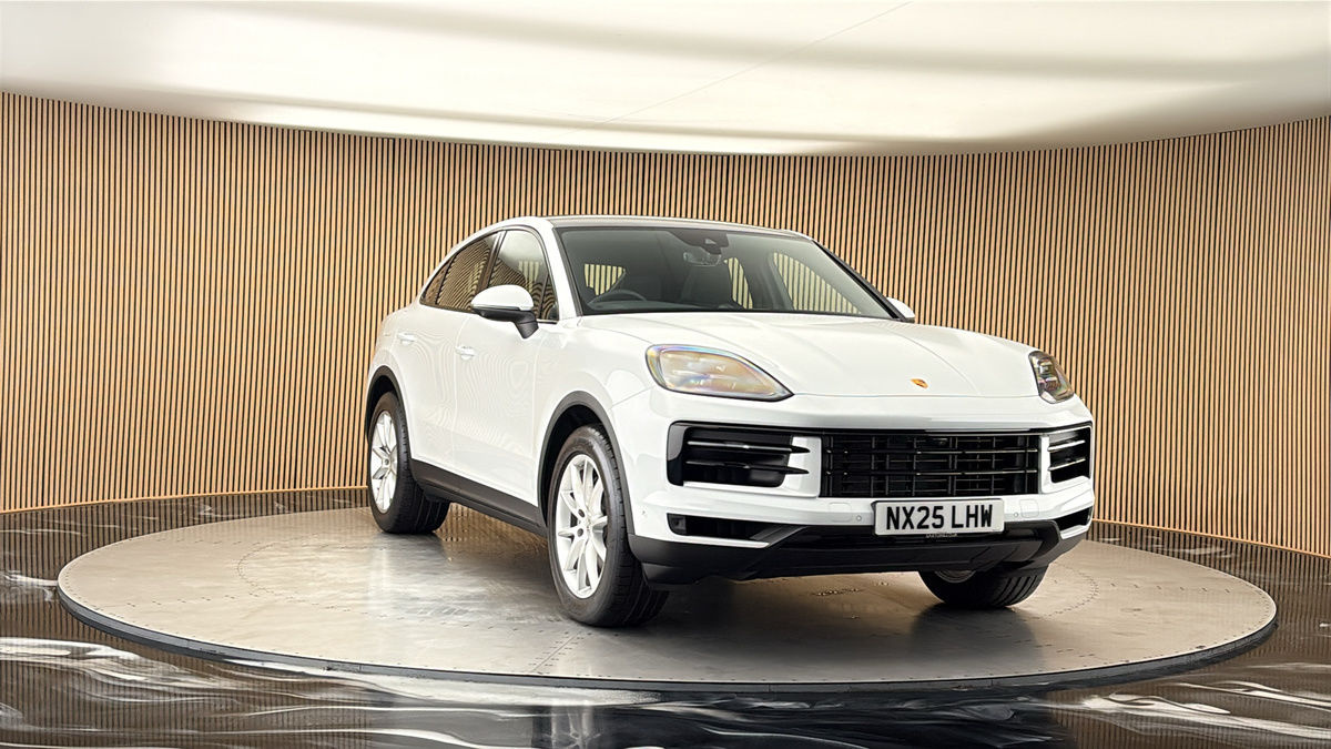 More views of Porsche Cayenne
