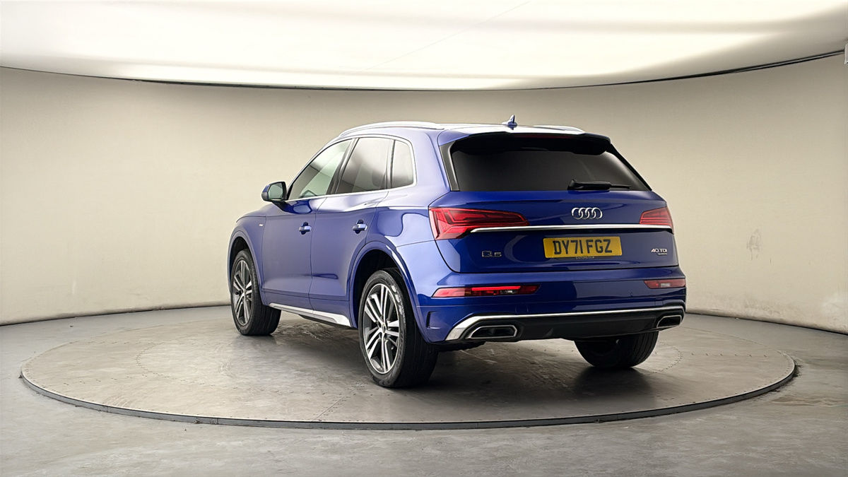 More views of Audi Q5