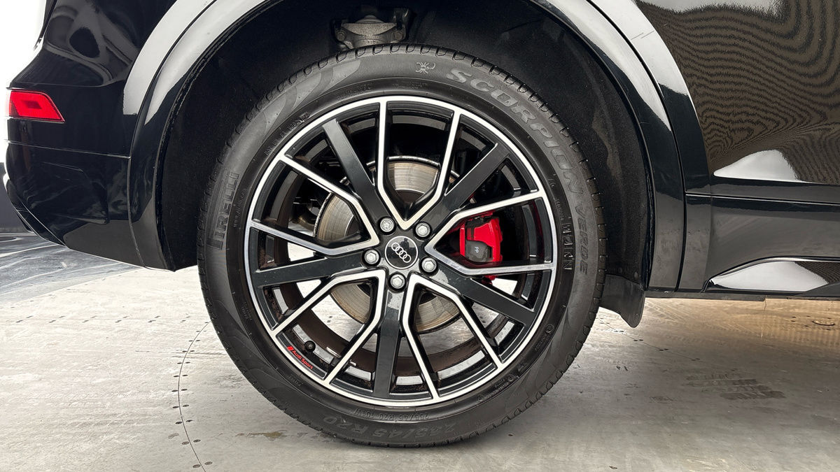Audi Q5 Image 10