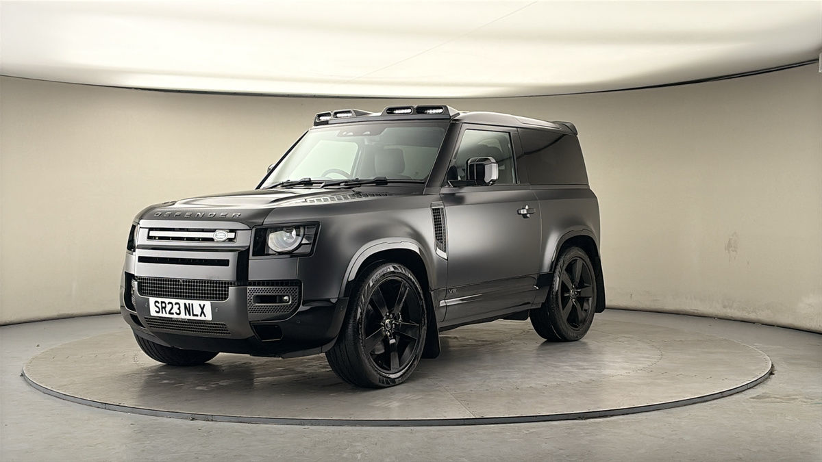 More views of Land Rover Defender 90