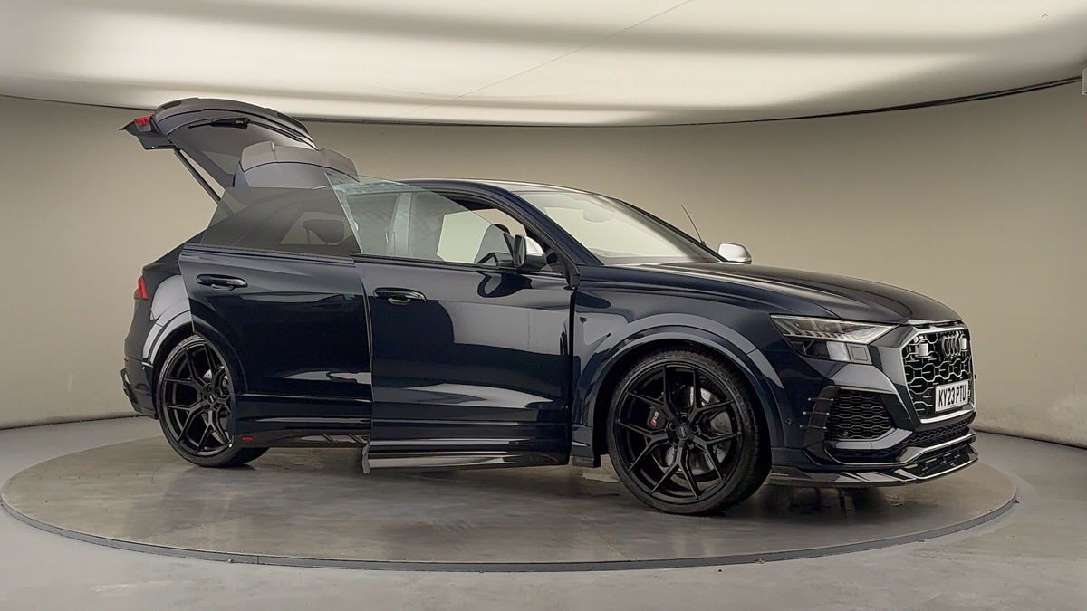 More views of Audi RSQ8