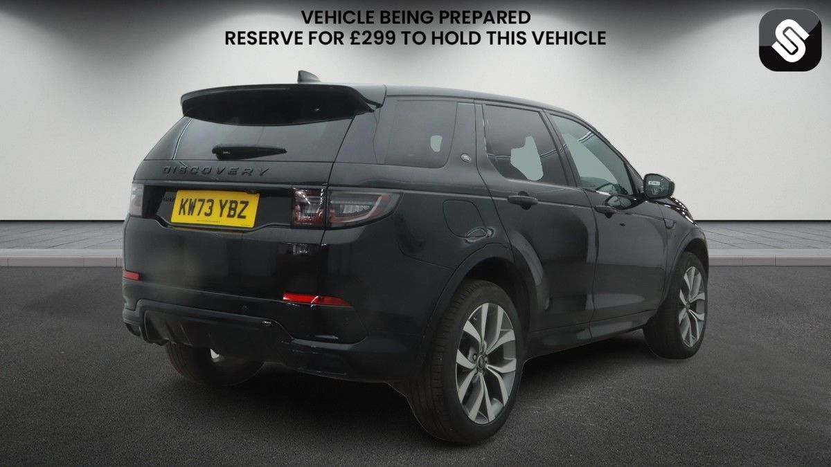 Land Rover Discovery Sport Image 4