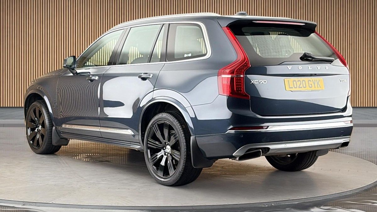 Volvo XC90 Image 2
