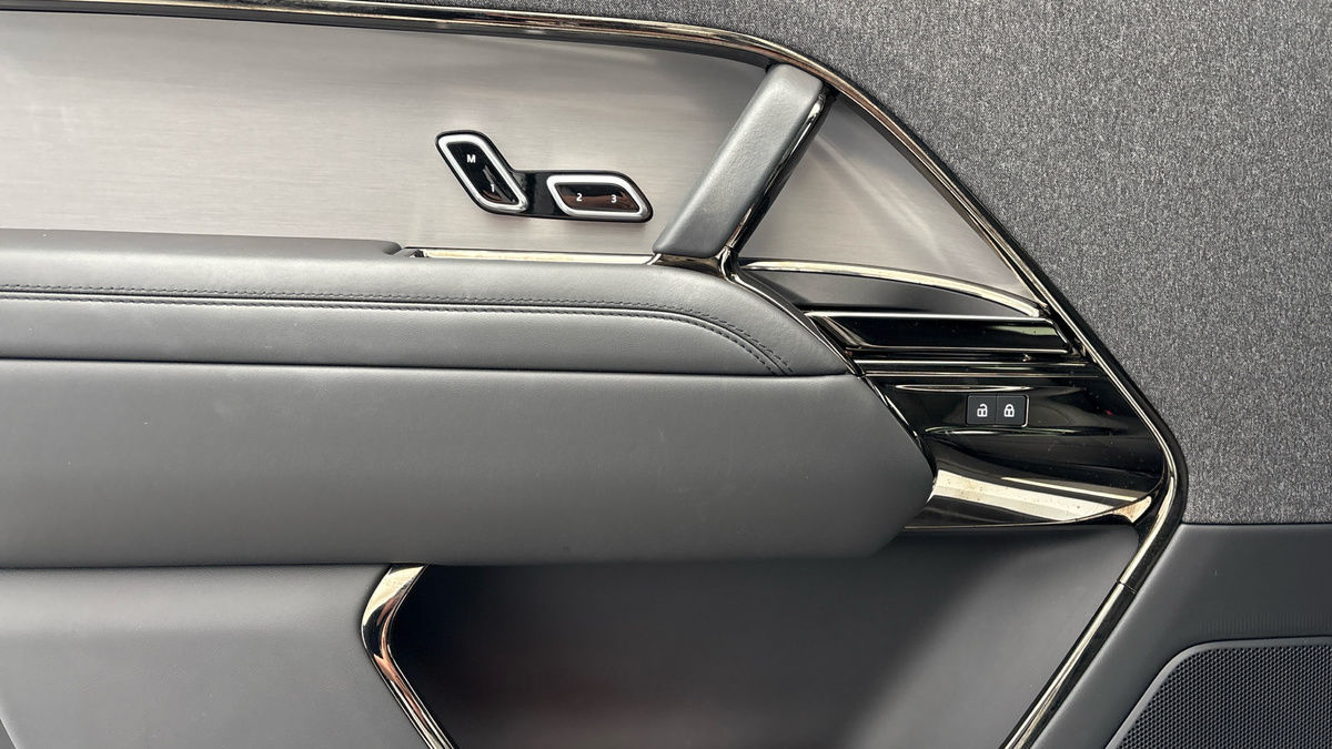 Land Rover Range Rover Sport Image 19