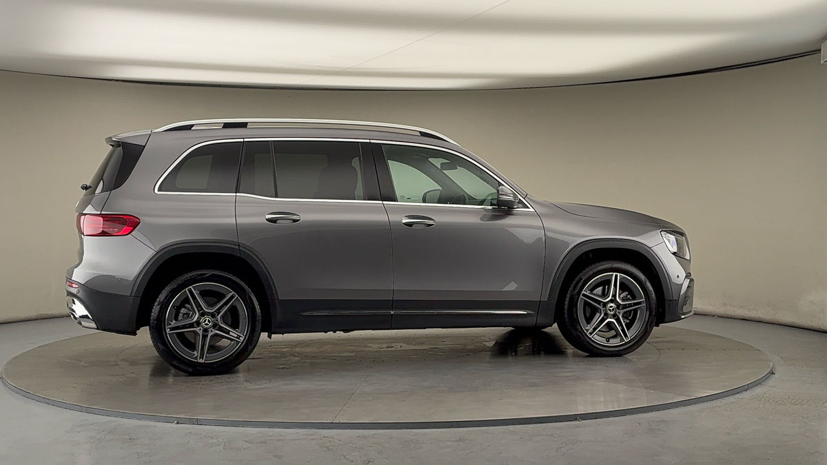 More views of Mercedes-Benz GLB