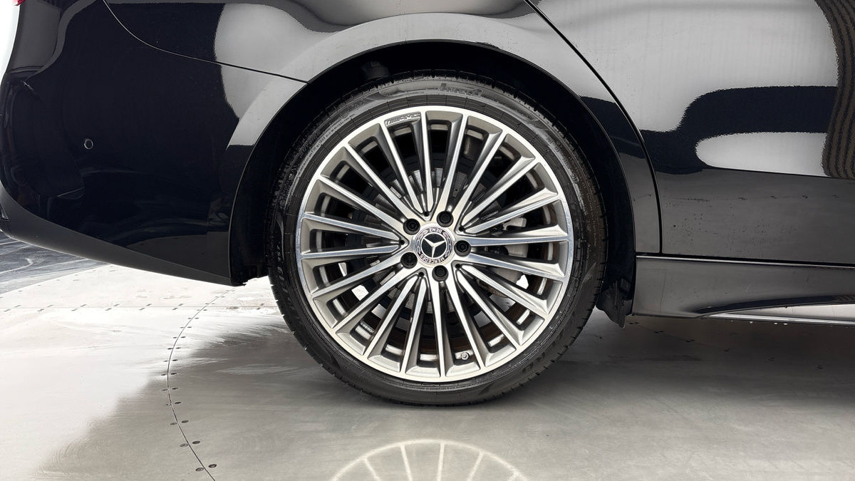 Mercedes-Benz C Class Image 10