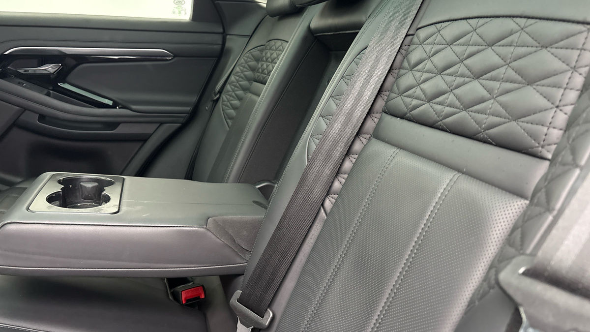 Land Rover Range Rover Evoque Image 9