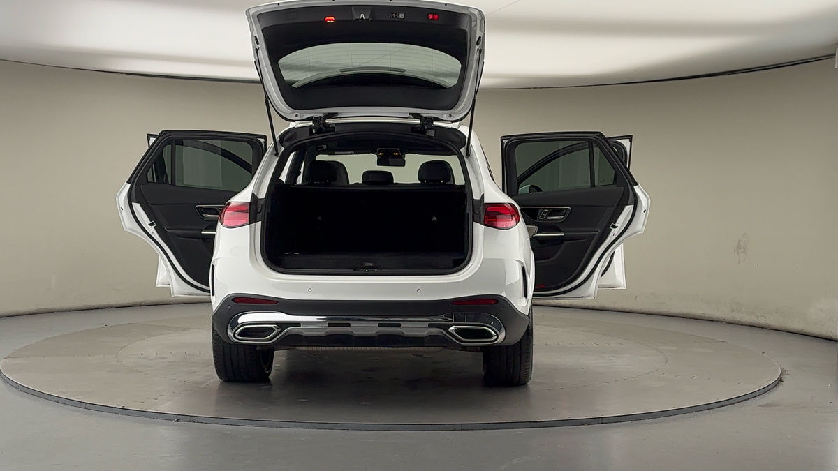 More views of Mercedes-Benz GLC