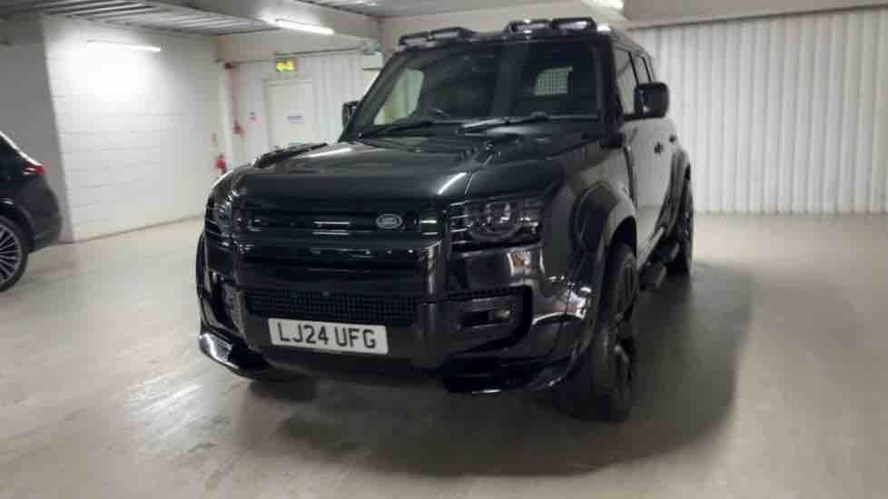 More views of Land Rover Defender 110
