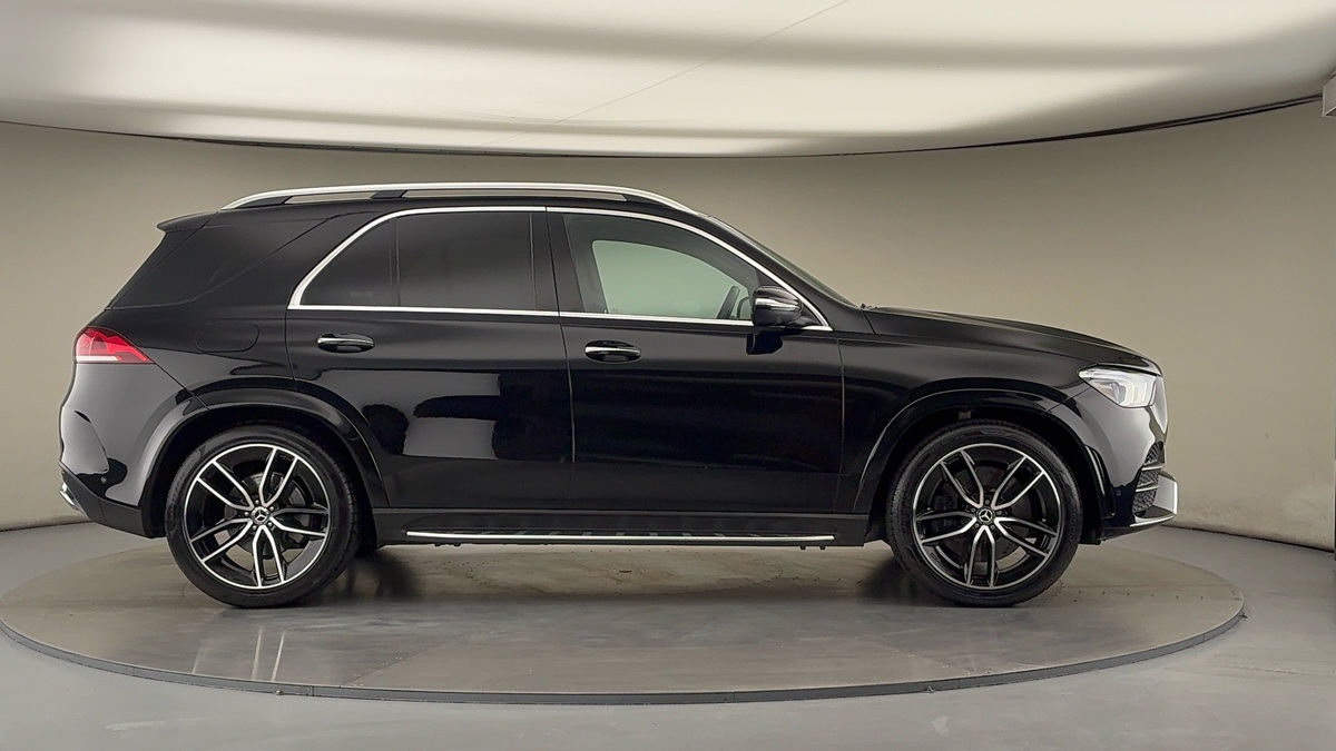 Mercedes-Benz GLE Image 16