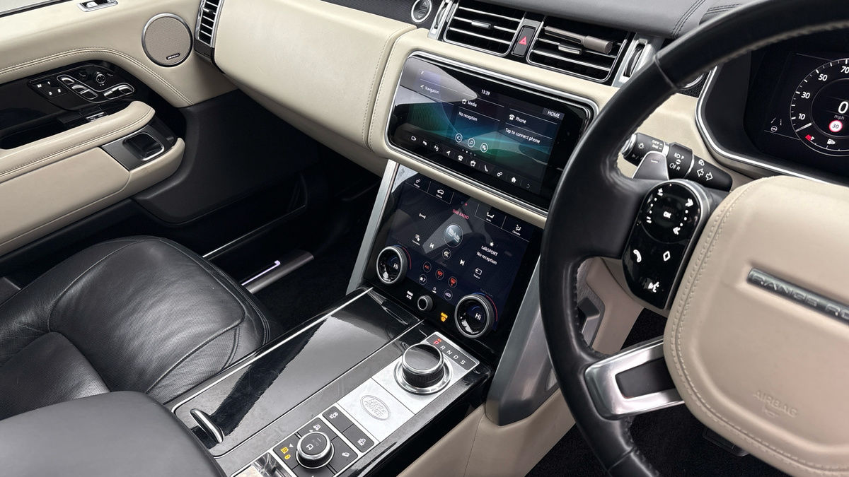 Land Rover Range Rover Image 18