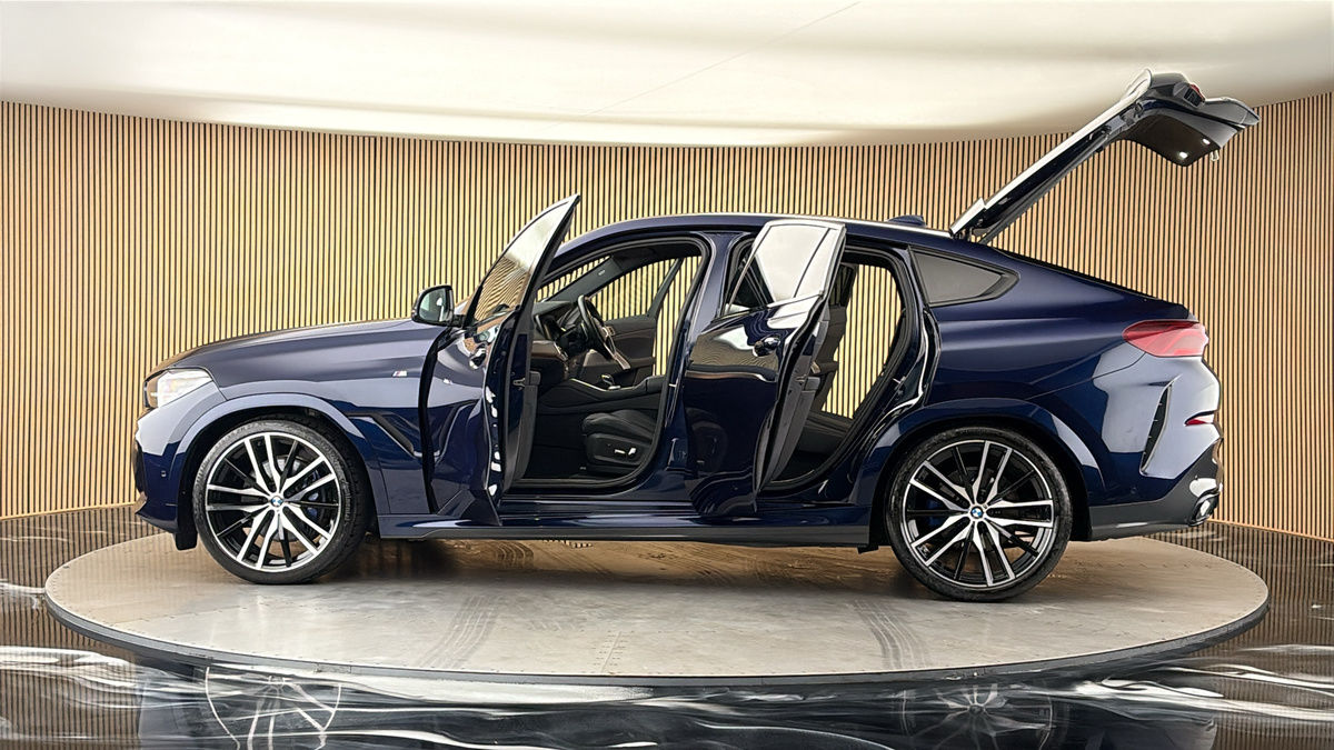 More views of BMW X6