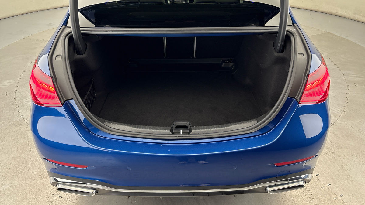 Mercedes-Benz C Class Image 11