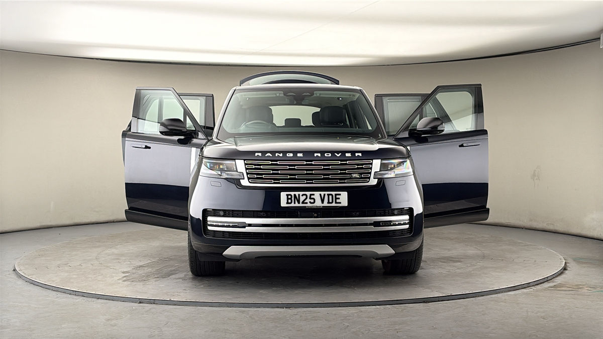 More views of Land Rover Range Rover
