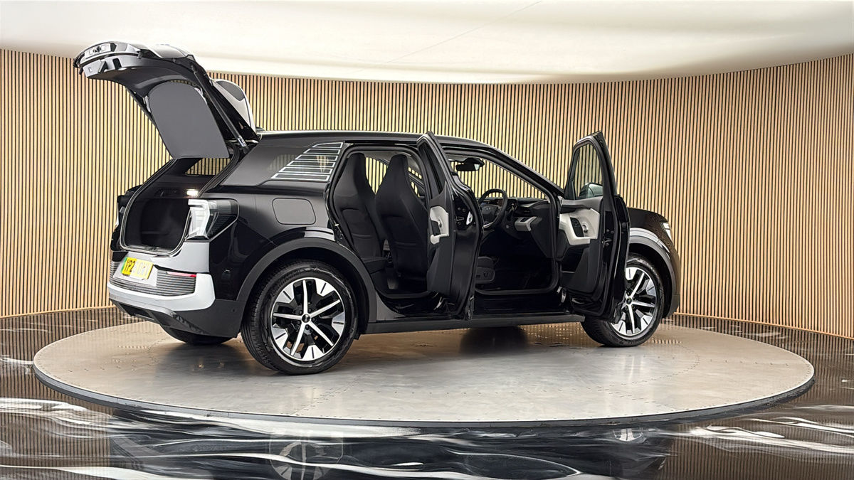 More views of Ford Explorer