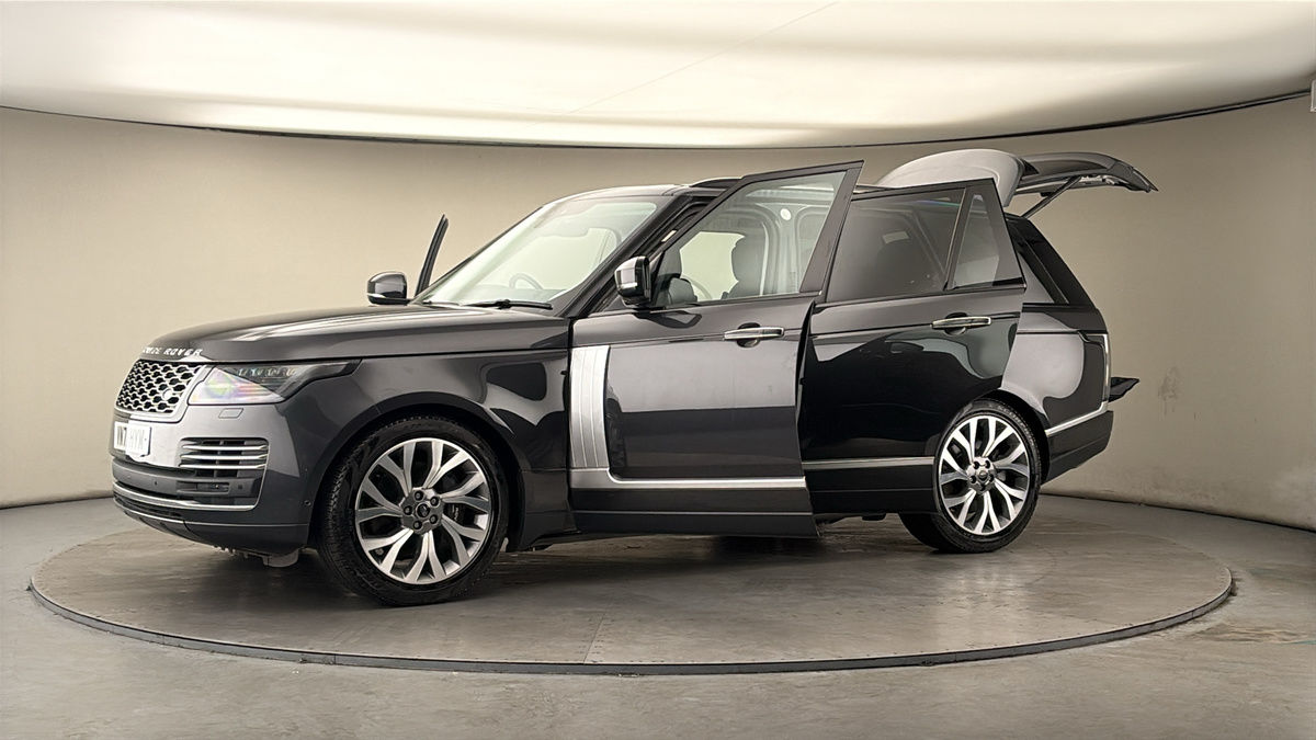 More views of Land Rover Range Rover