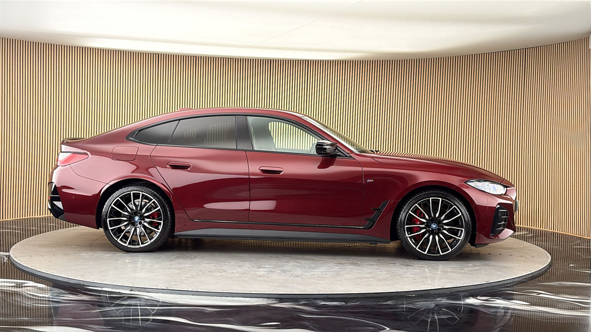 More views of BMW i4