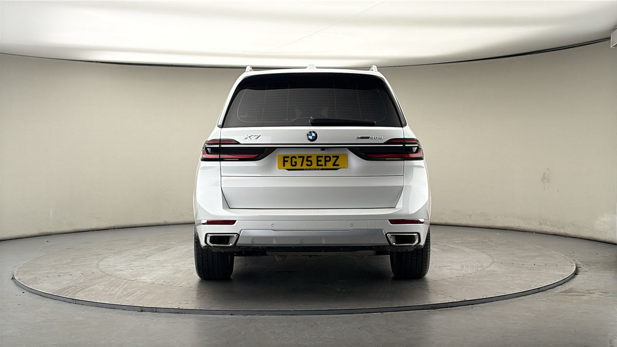 BMW X7 Image 4