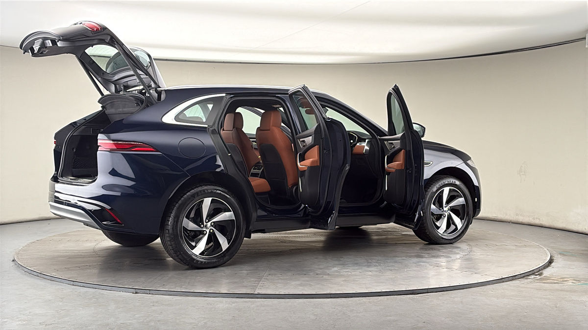 More views of Jaguar F-PACE