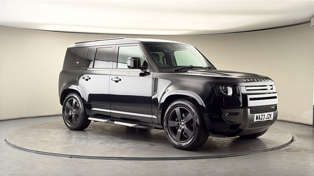 More views of Land Rover Defender 110