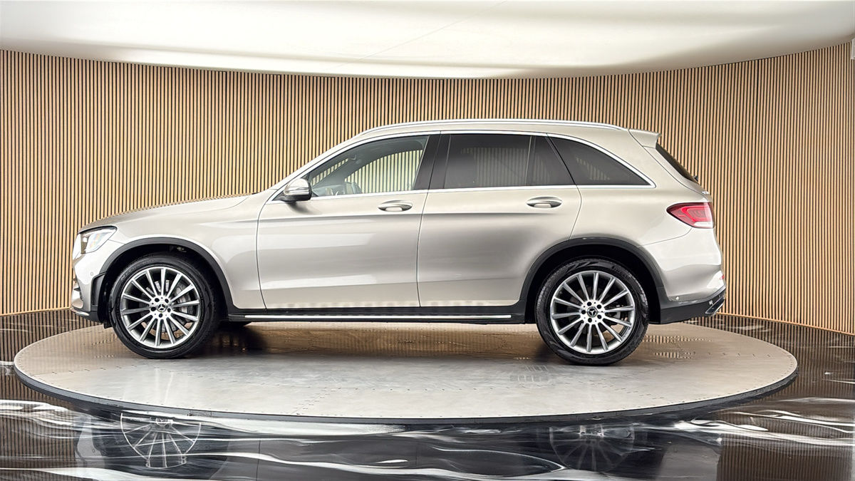 More views of Mercedes-Benz GLC