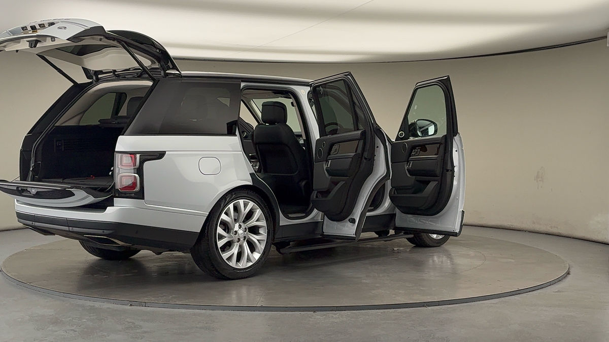 More views of Land Rover Range Rover