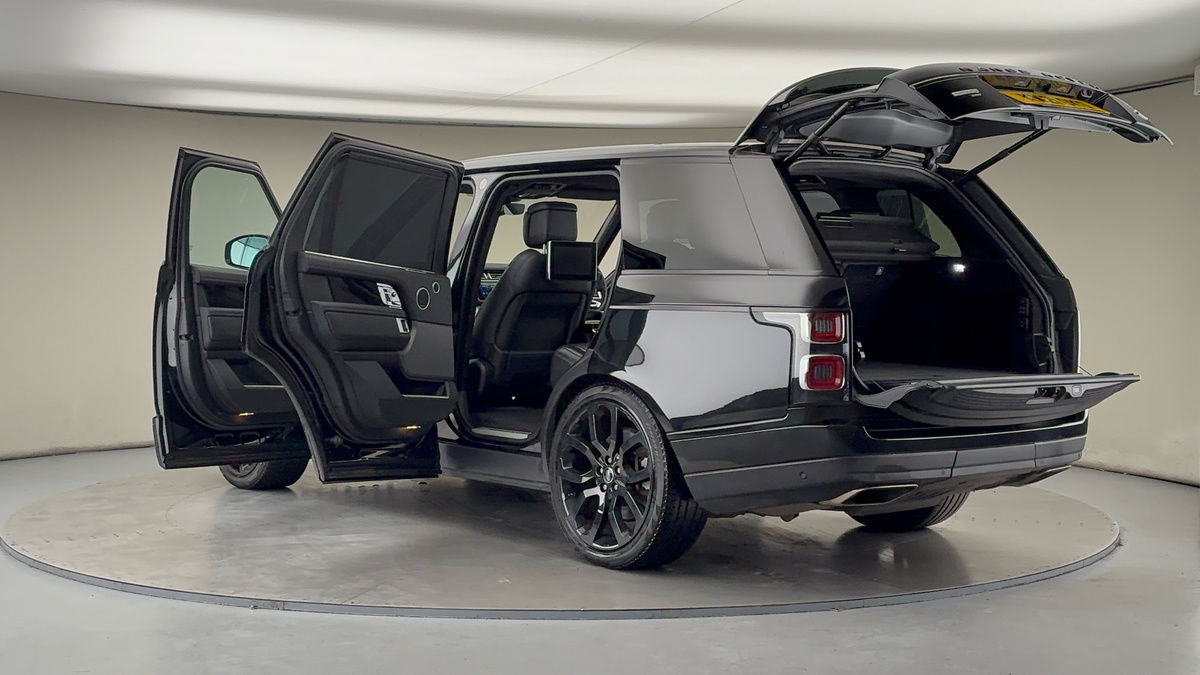 More views of Land Rover Range Rover