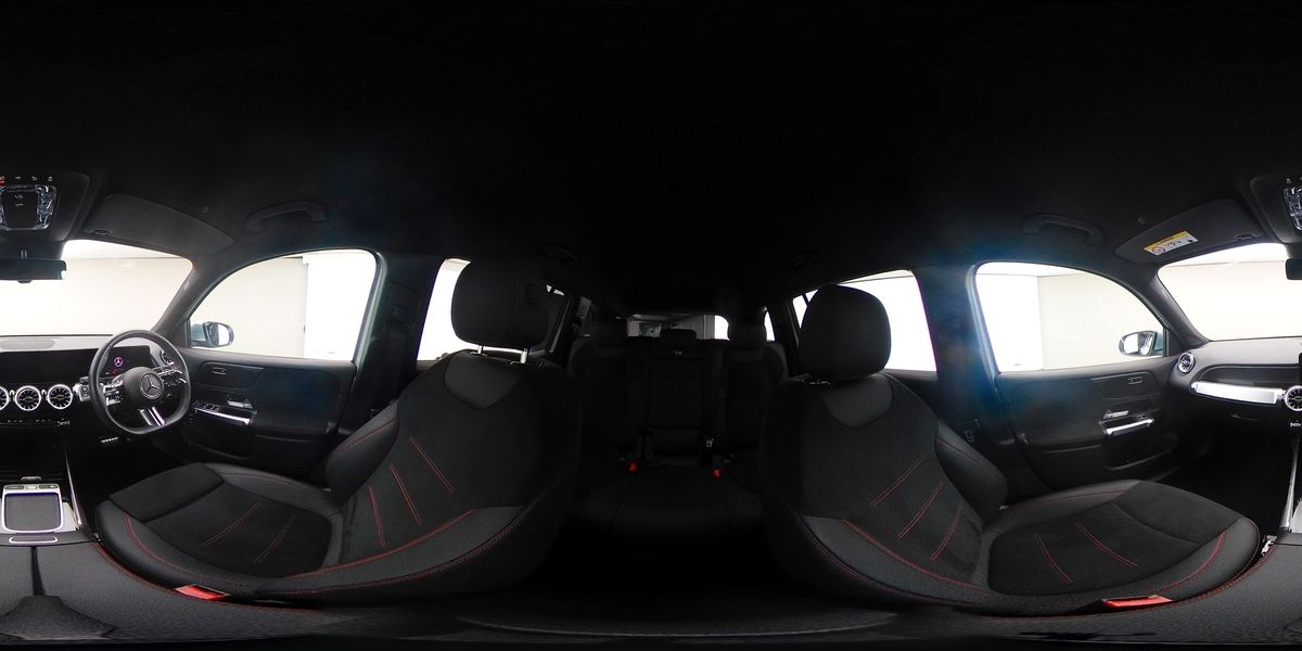 More views of Mercedes-Benz GLB