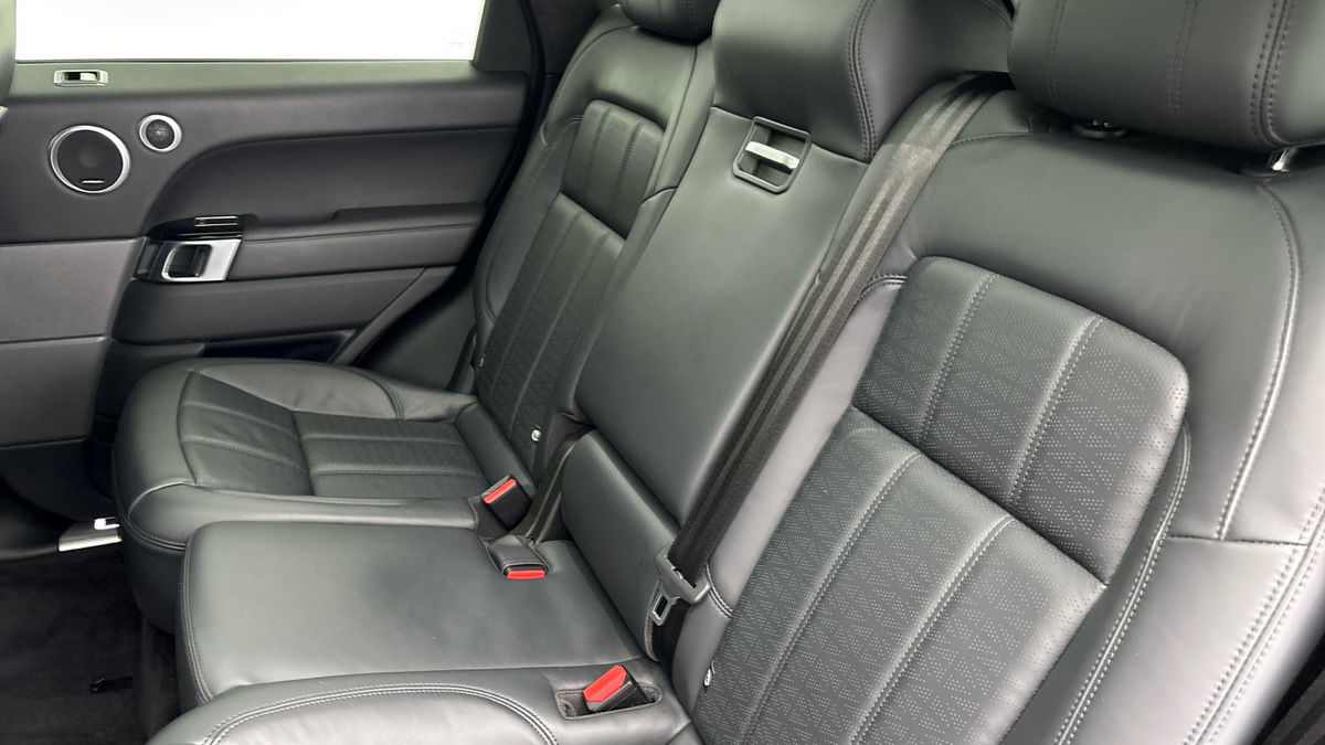 Land Rover Range Rover Sport Image 8