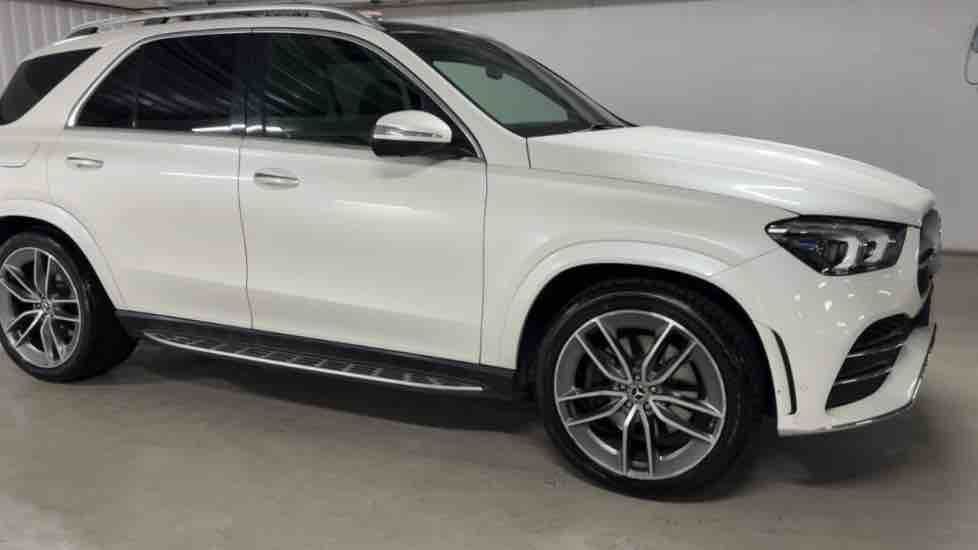 More views of Mercedes-Benz GLE