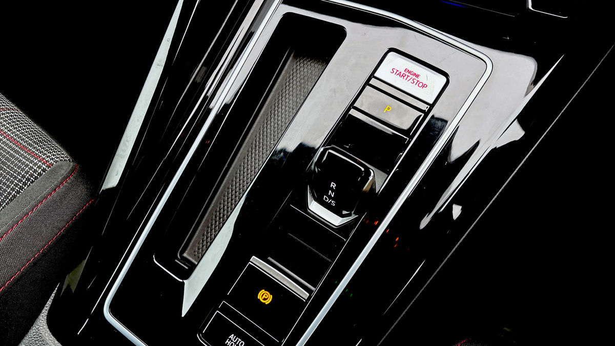 Volkswagen Golf Image 6