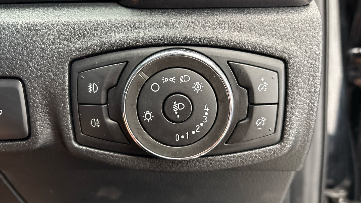 Ford Ranger Image 30