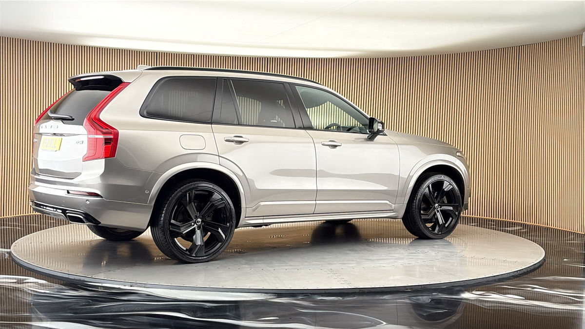 More views of Volvo XC90