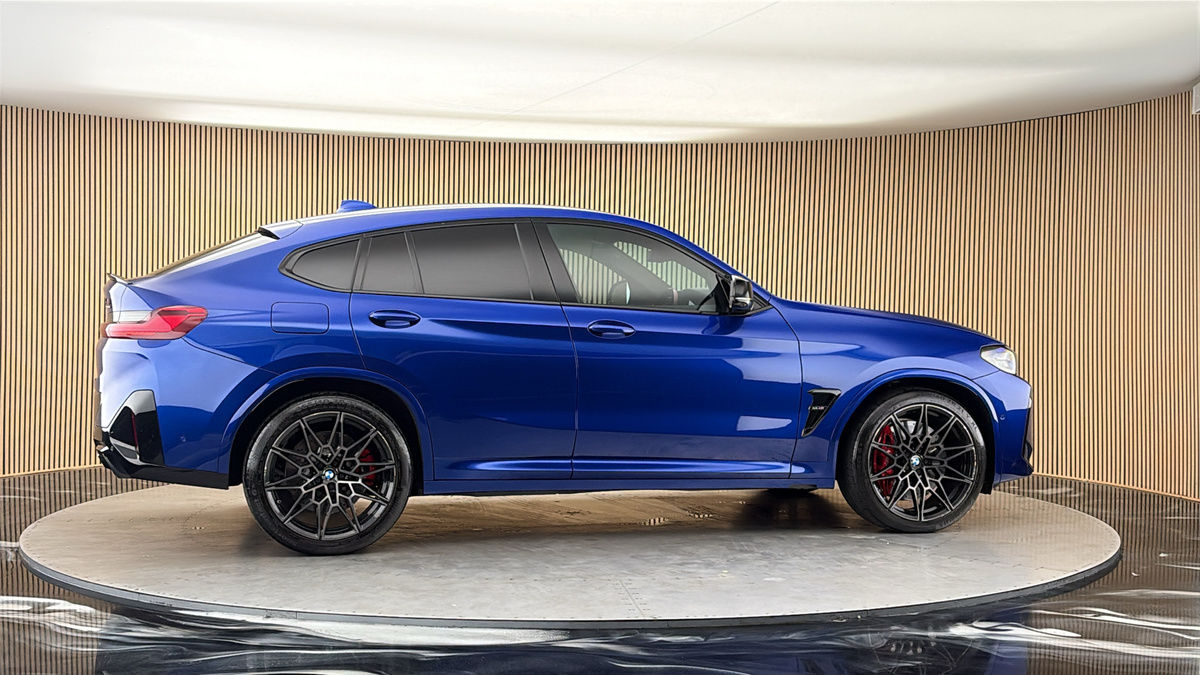 More views of BMW X4 M
