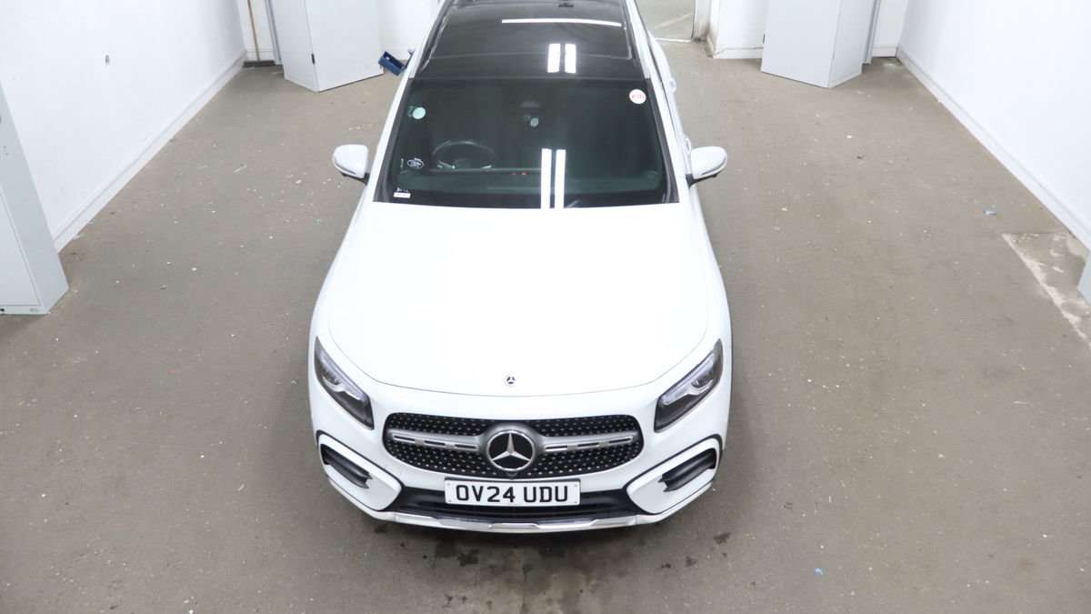 Mercedes-Benz GLB Image 7