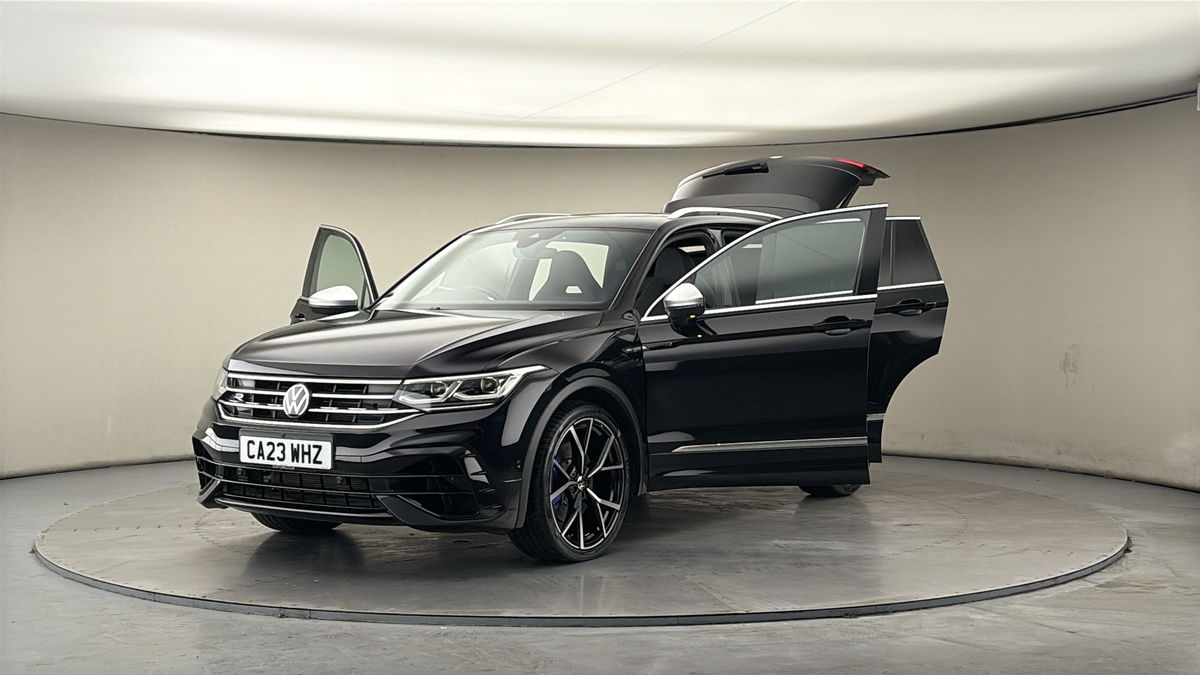 More views of Volkswagen Tiguan