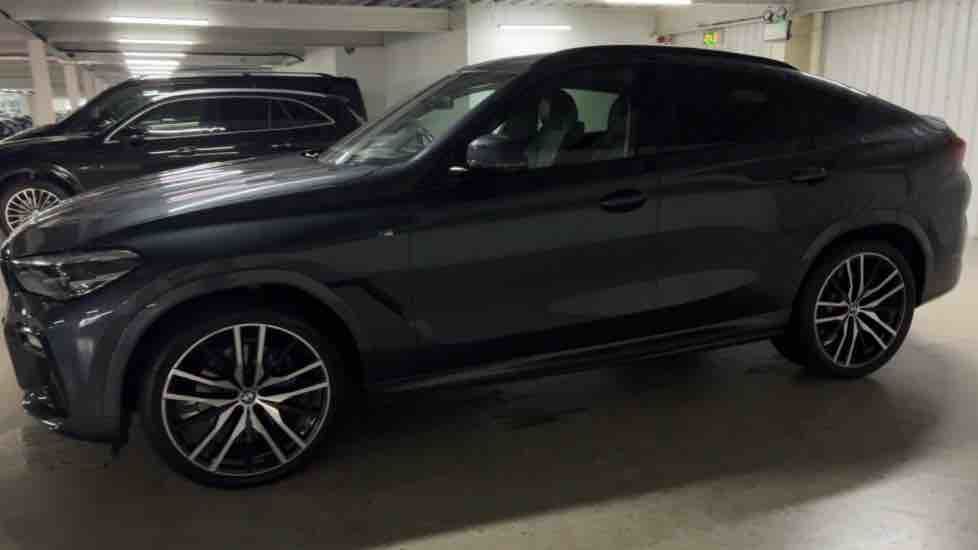 More views of BMW X6