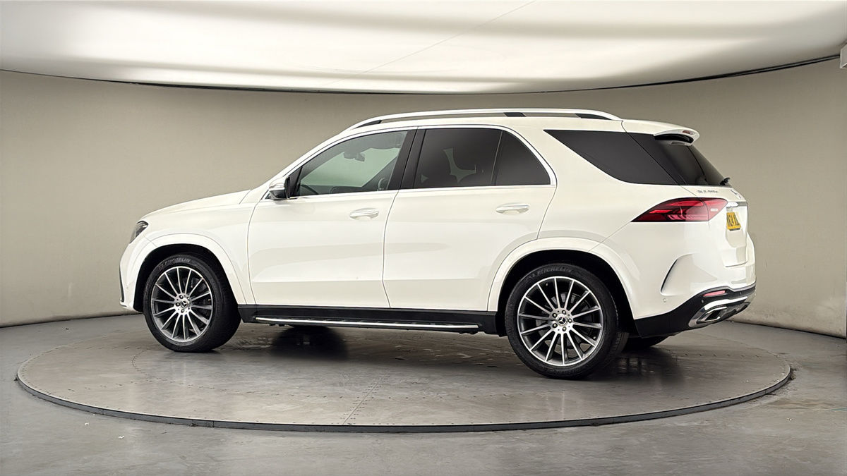 More views of Mercedes-Benz GLE