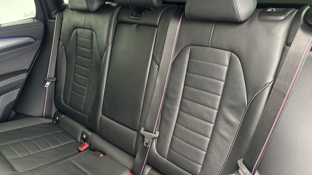 BMW X3 Image 8