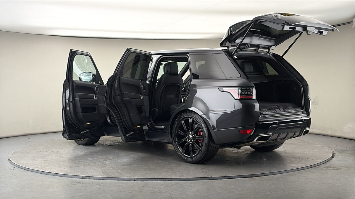 More views of Land Rover Range Rover Sport