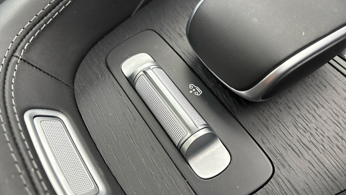 Mercedes-Benz GLE Image 31
