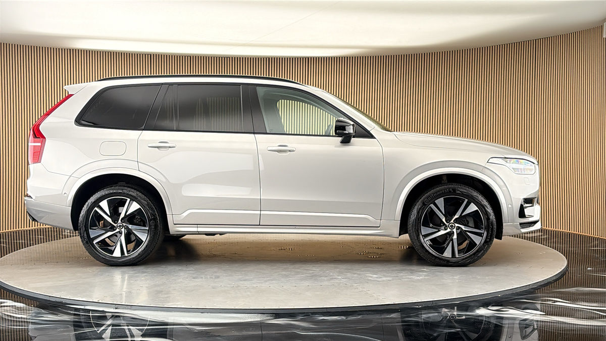 More views of Volvo XC90