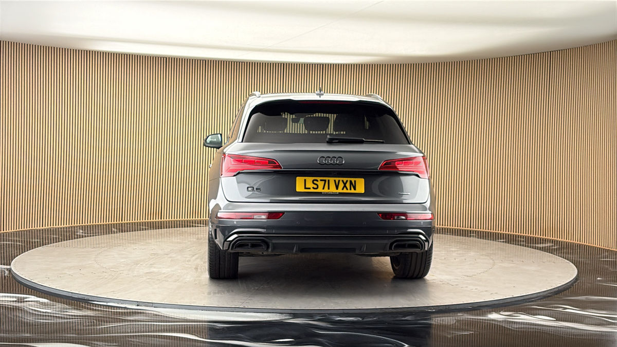 More views of Audi Q5