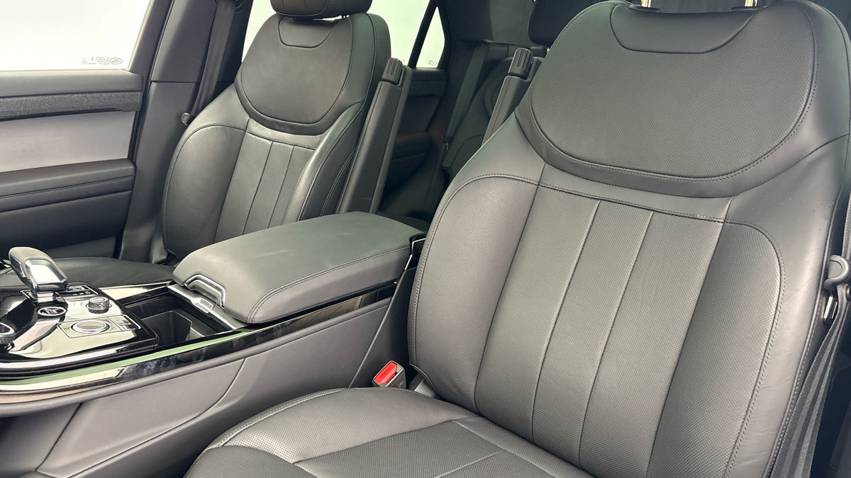 Land Rover Range Rover Sport Image 7