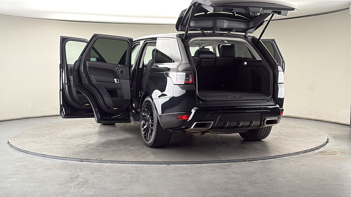 More views of Land Rover Range Rover Sport