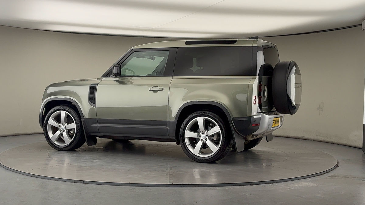 More views of Land Rover Defender 90