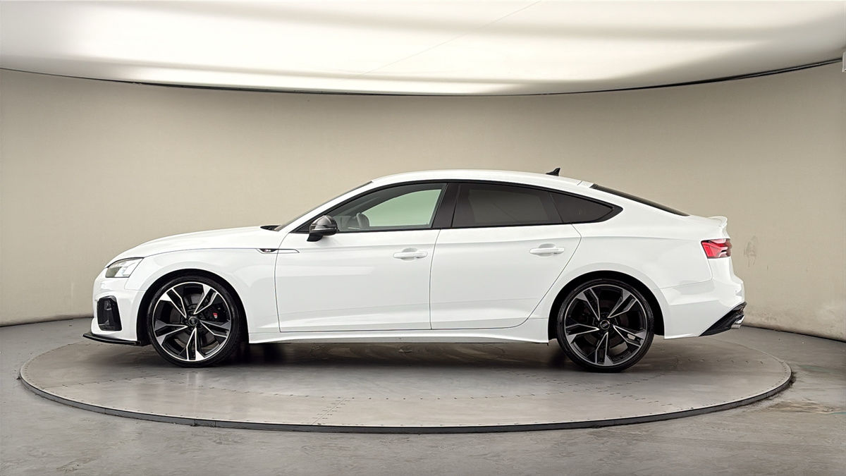 More views of Audi S5