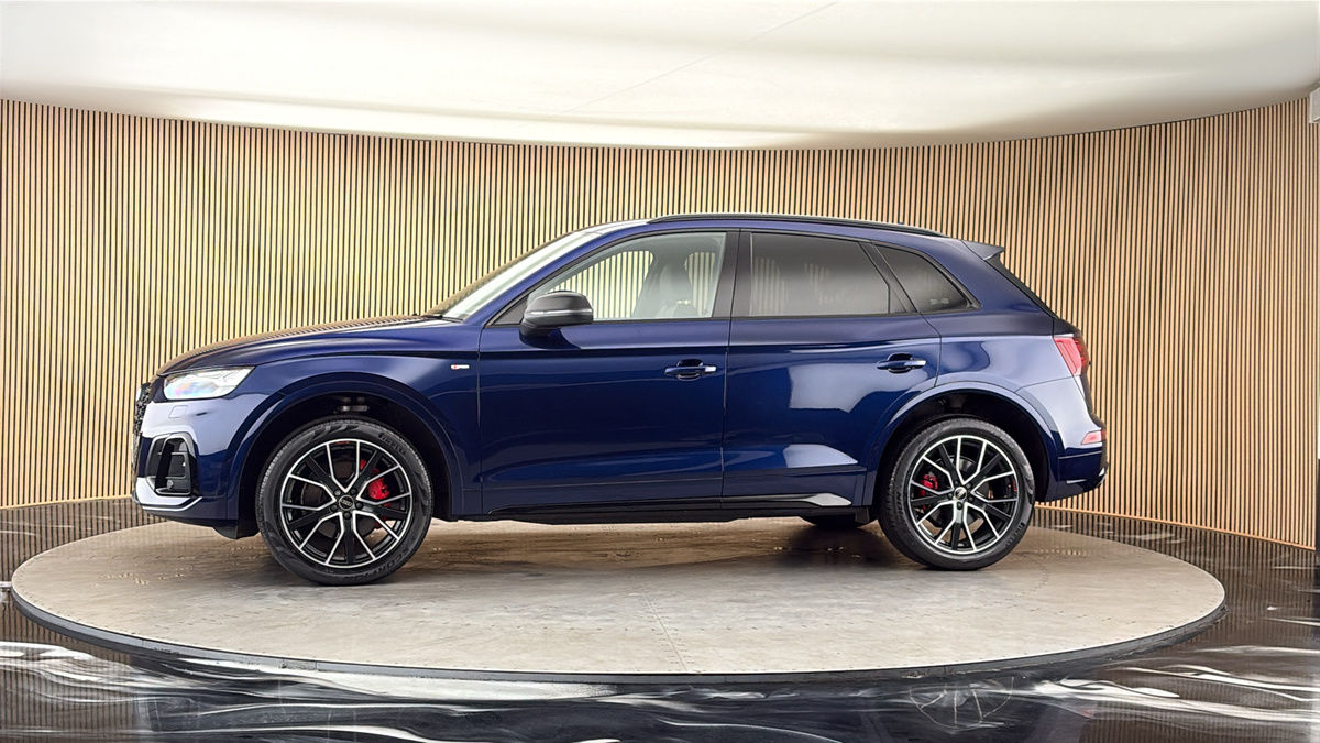 More views of Audi Q5